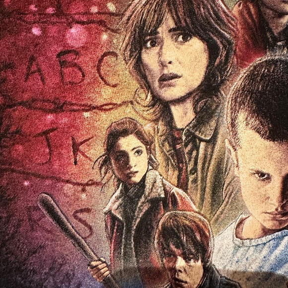 Official Stranger Things Season 1 T-shirt - Picture 4 of 9